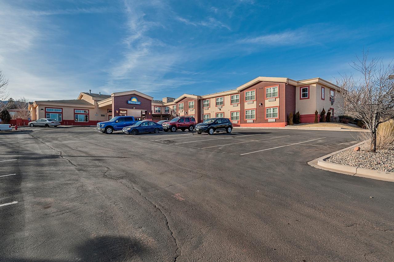 Days Inn By Wyndham Manitou Springs Dış mekan fotoğraf
